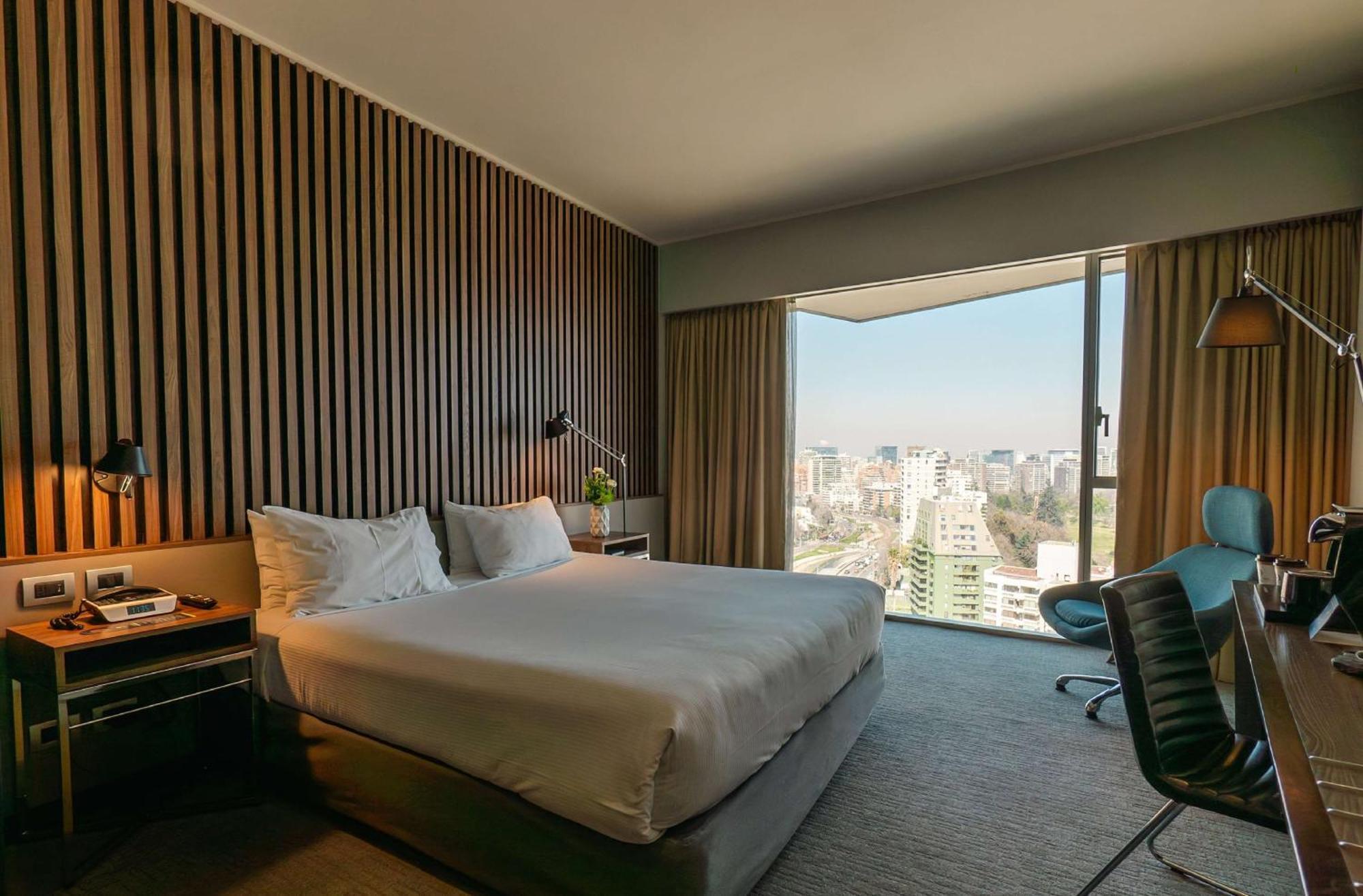 Готель Doubletree By Hilton Santiago Kennedy, Chile Екстер'єр фото